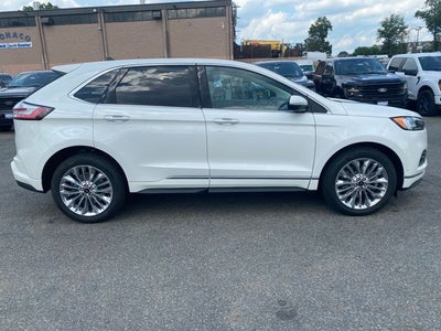2023 Ford Edge Titanium *Under Deposit*