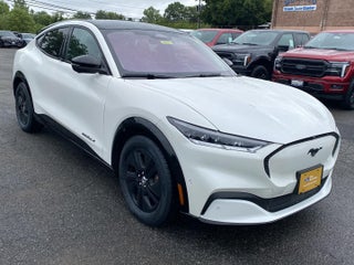 2022 Ford Mustang Mach-E California Route 1