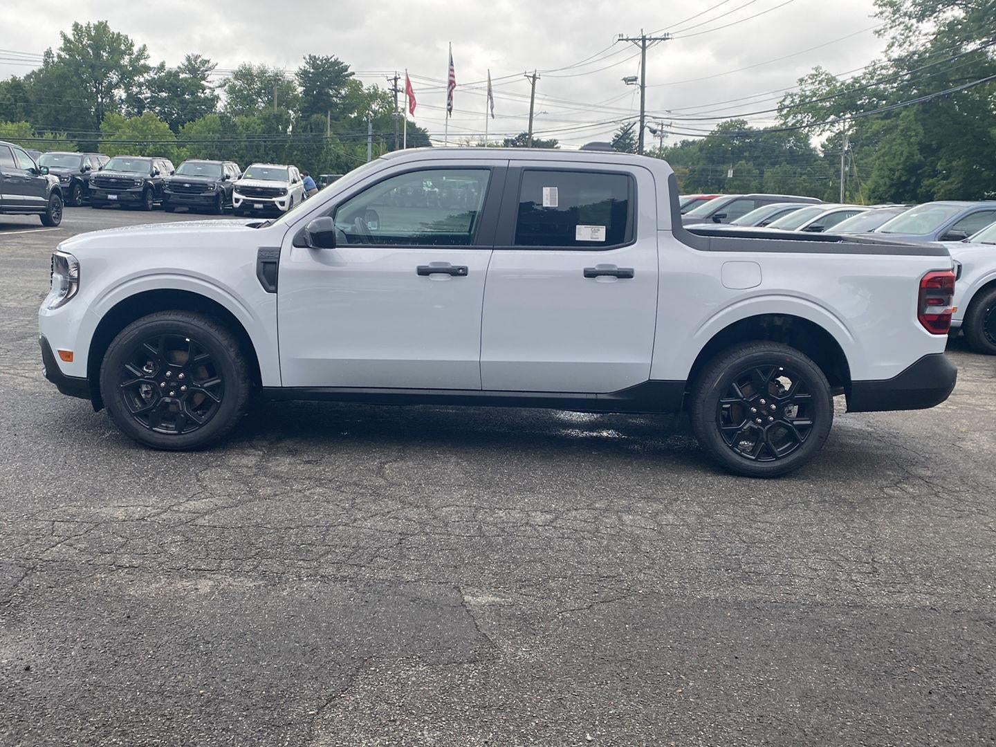 2026 Ford MAVERICK HYBRID XLT
