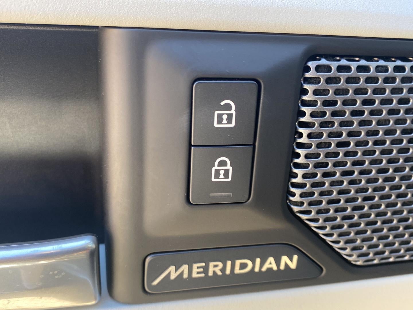 2020 Land Rover Defender HSE