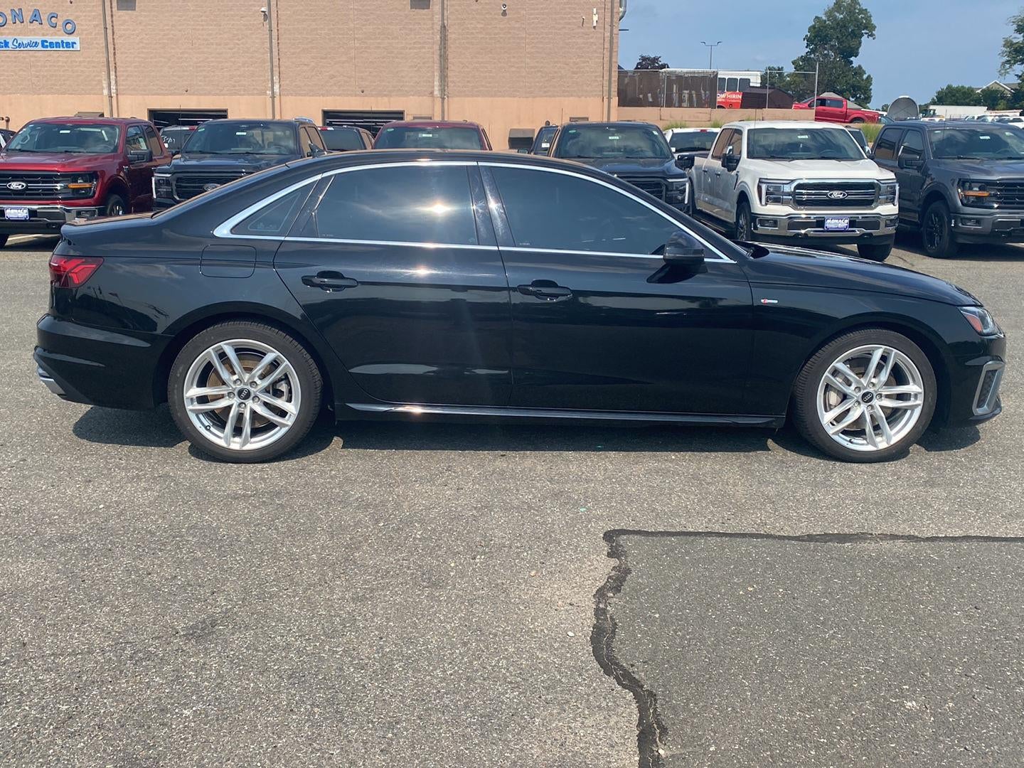 2022 Audi A4 Sedan S line Premium Plus