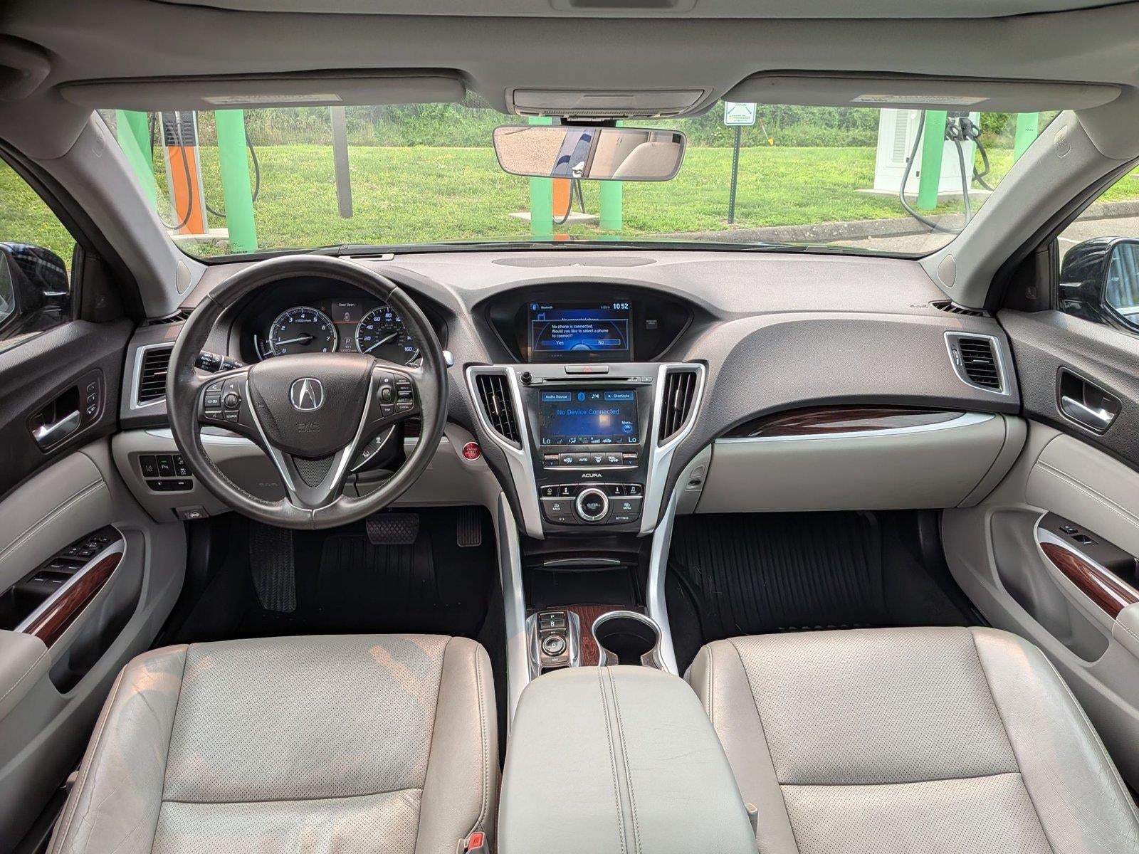 2017 Acura TLX V6 w/Advance Pkg