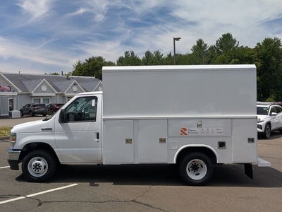 2026 Ford E-350SD Base Cutaway