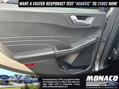 2024 Ford Escape Hybrid ST-Line *Under Deposit*