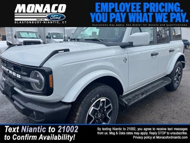 2026 Ford Bronco Outer Banks