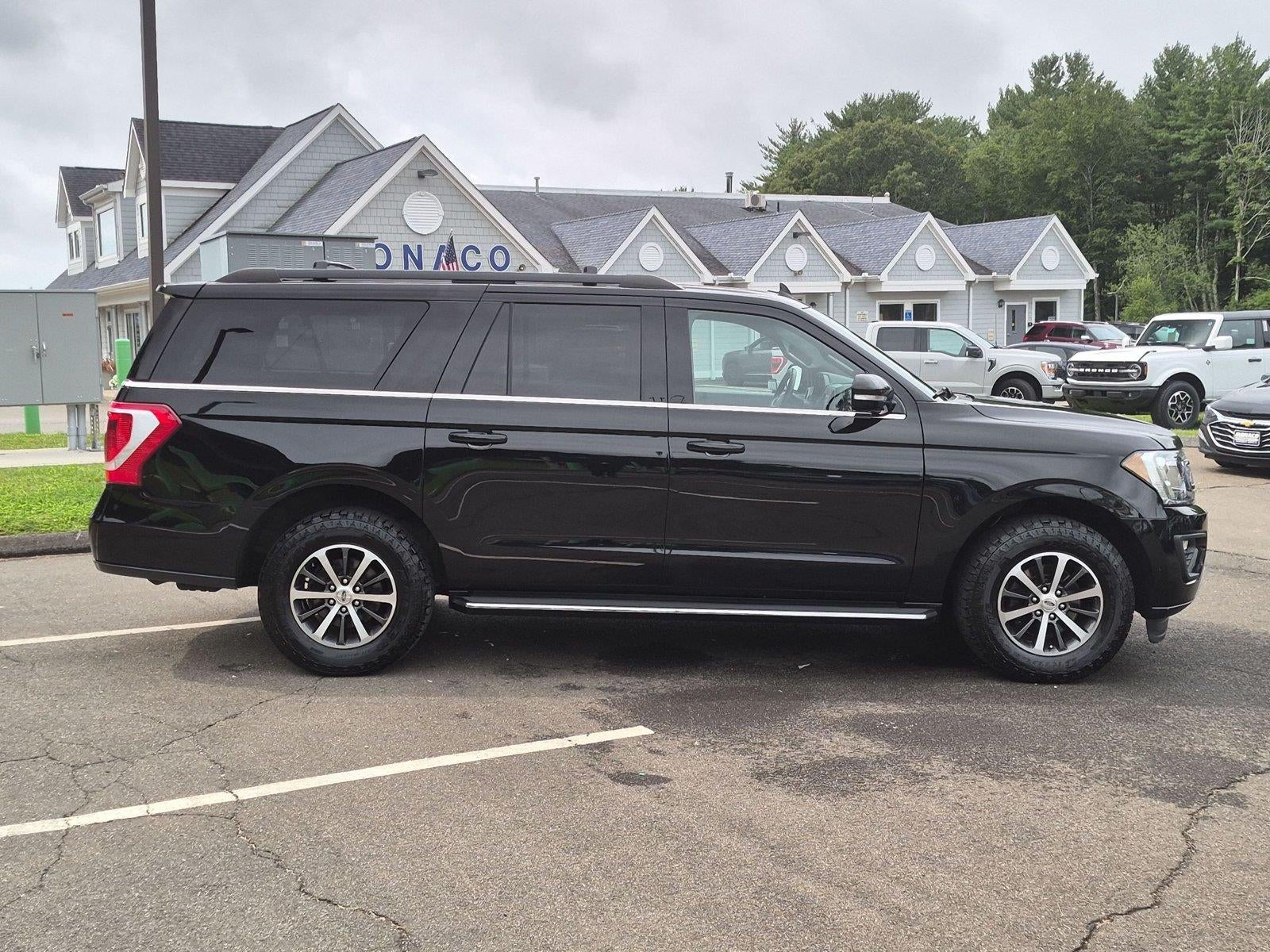 2019 Ford Expedition Max XLT *Under Deposit*