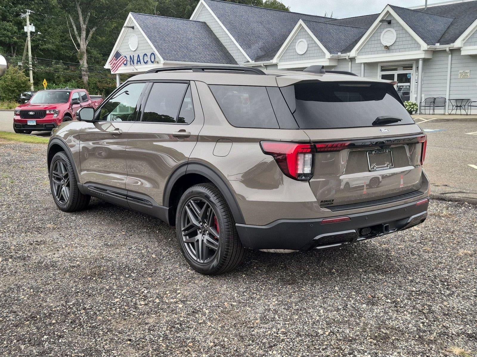 2027 Ford Explorer ST-Line