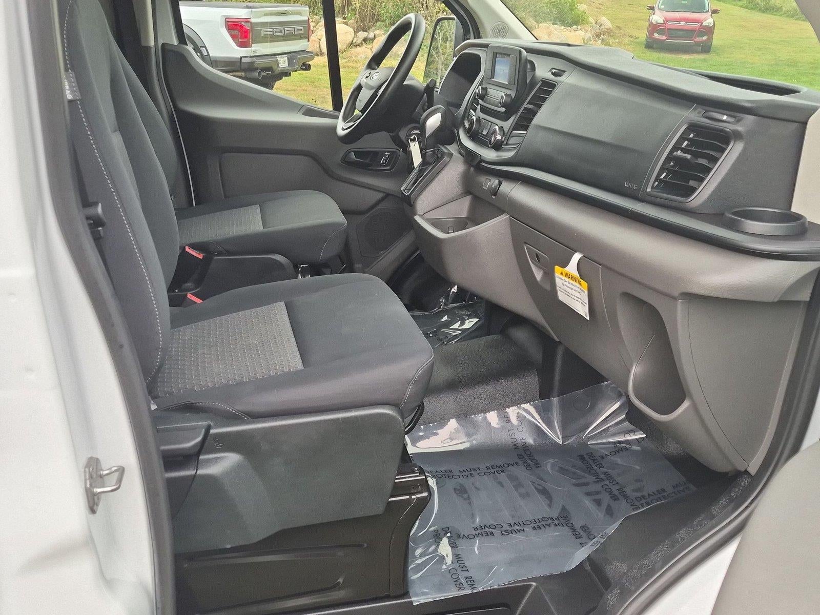 2025 Ford Transit Cargo Van Base