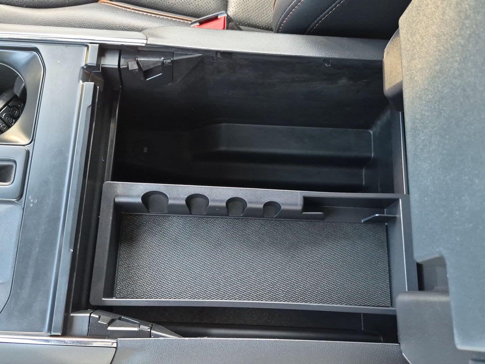 2024 Ford F-150 LARIAT *Under Deposit*