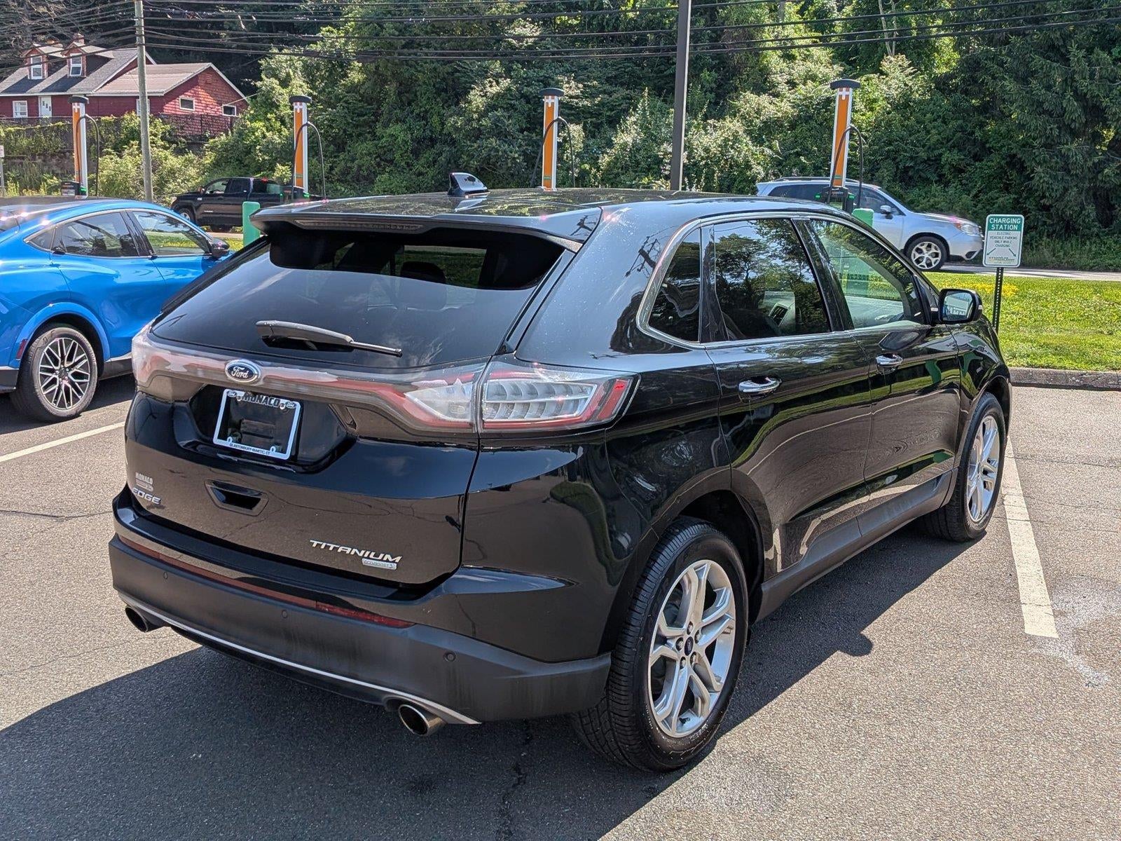 2017 Ford Edge Titanium