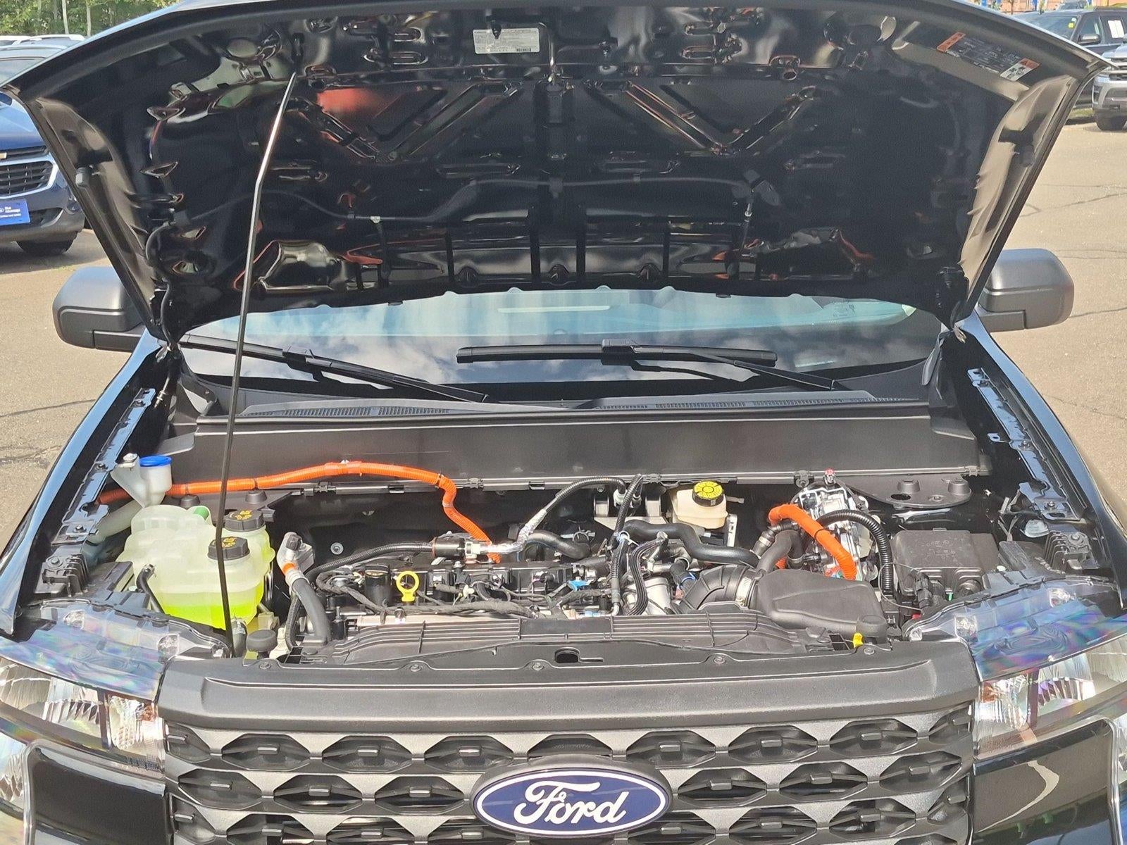 2026 Ford Maverick XLT *Under Deposit*