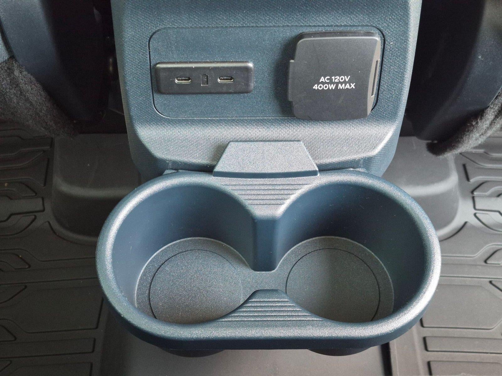 2026 Ford Maverick XLT *Under Deposit*