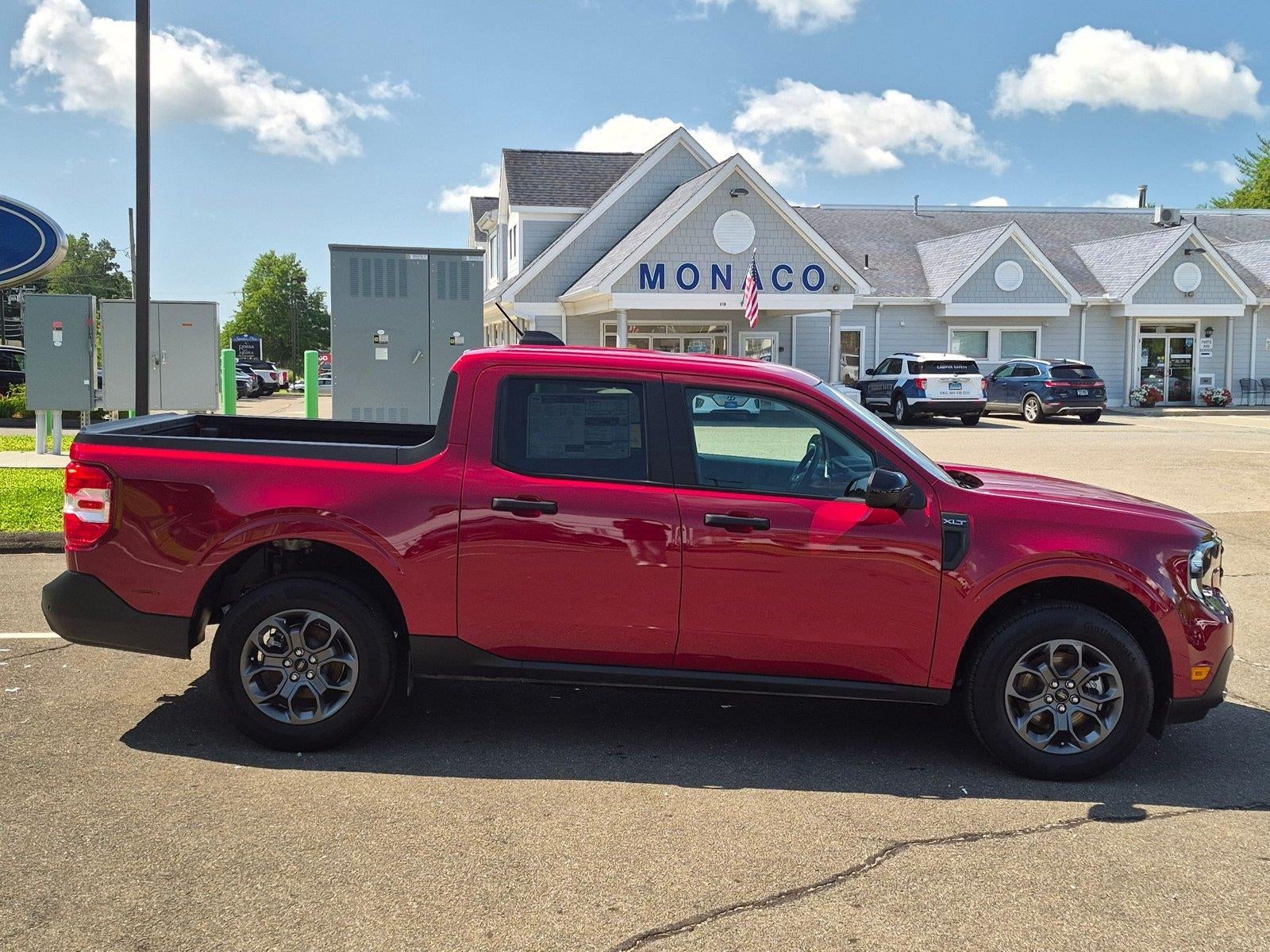 2026 Ford Maverick XLT *Under Deposit*