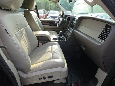 2017 Lincoln Navigator Select