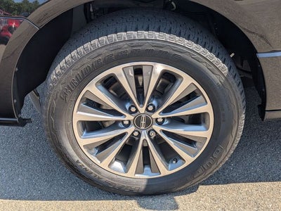 2017 Lincoln Navigator Select