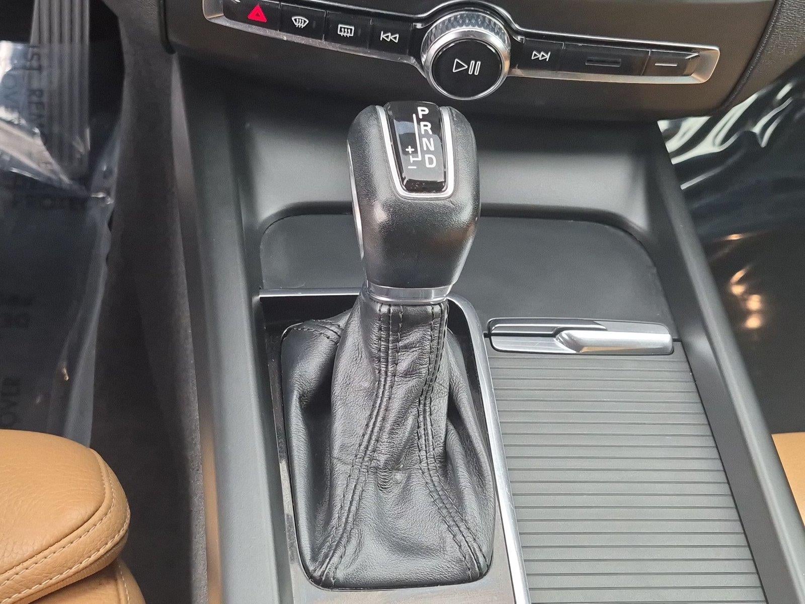 2019 Volvo XC60 Momentum